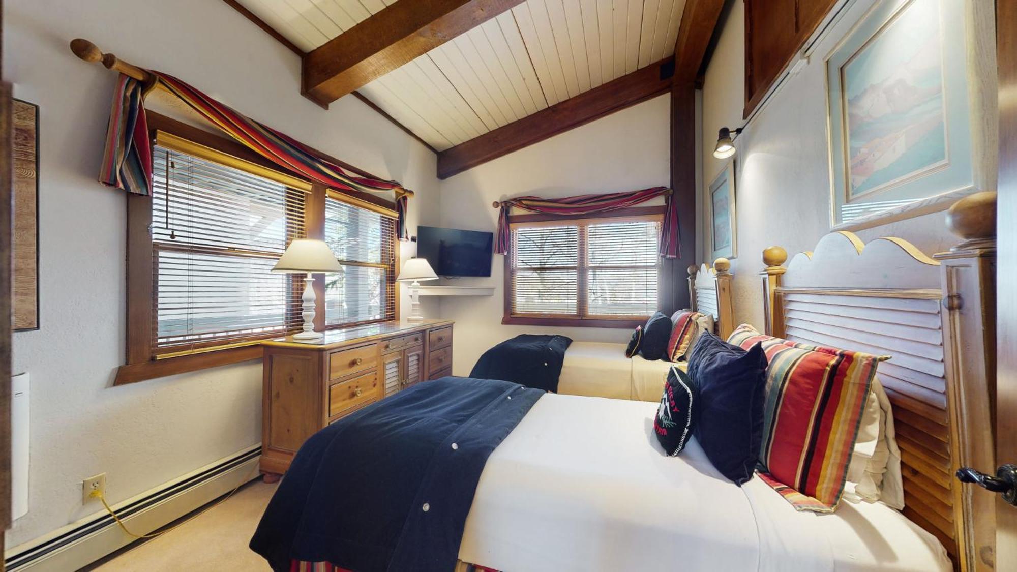 Top Of The Village - Coraltree Residence Collection Сноумасс Виллидж Экстерьер фото